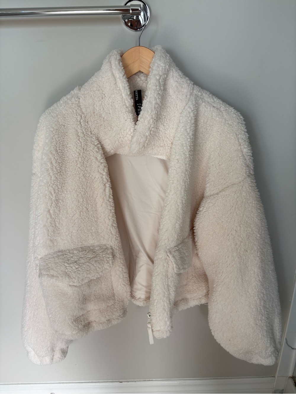 Women’s Cream Sherpa Jacket